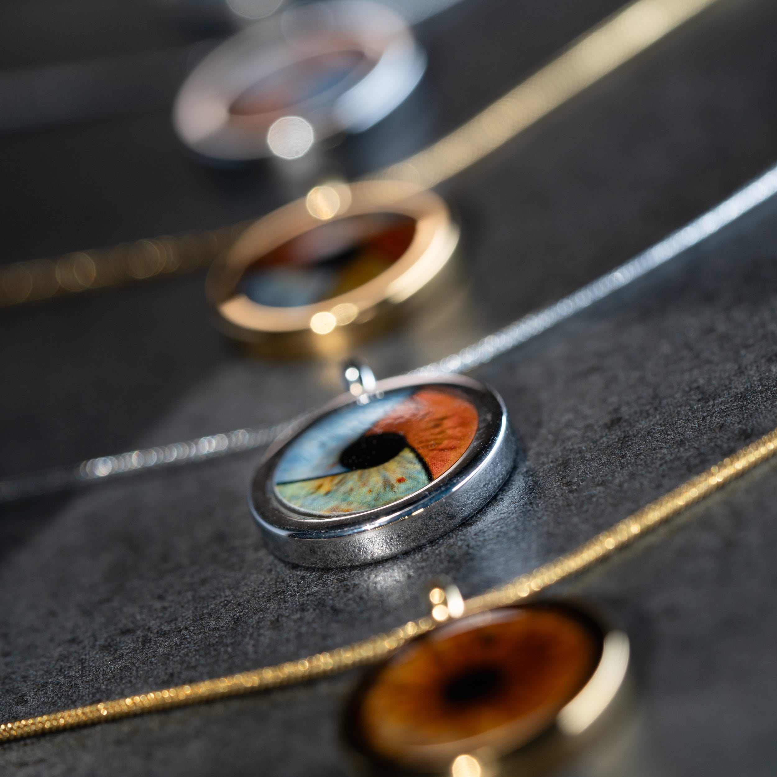 Anhänger mit 3 Iriden (Familie)