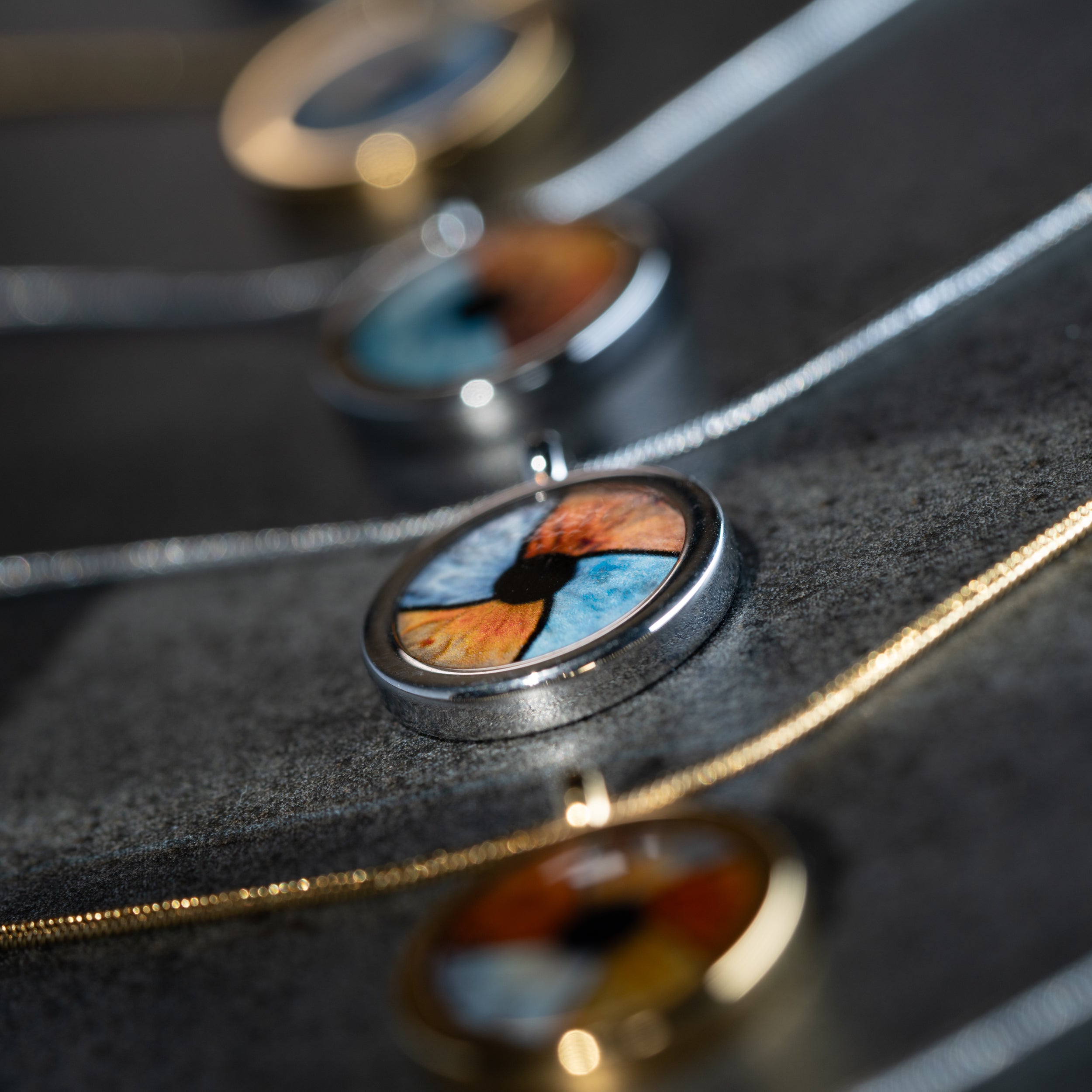 Anhänger mit 4 Iriden (Familie)